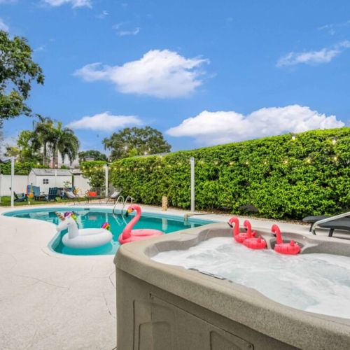 Sunny days, family & friends, great pool & house, amazing location!