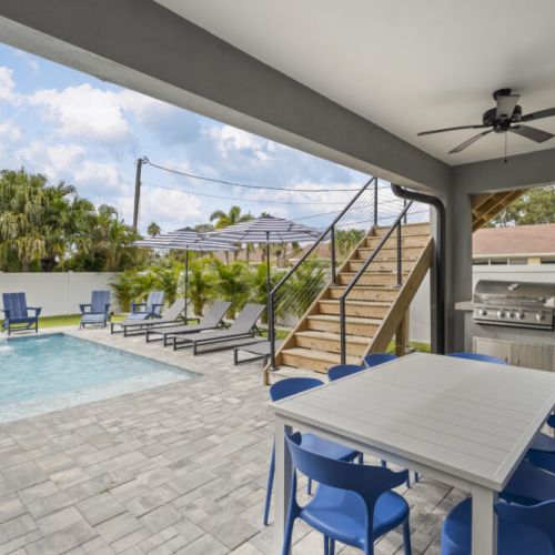 Enjoy a heated saltwater pool and dining under the open sky.