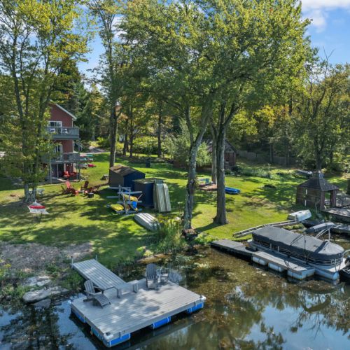 Lake front, Private dock