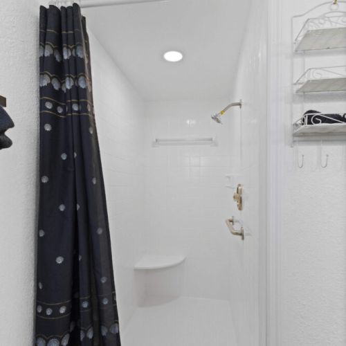 Ensuite shower