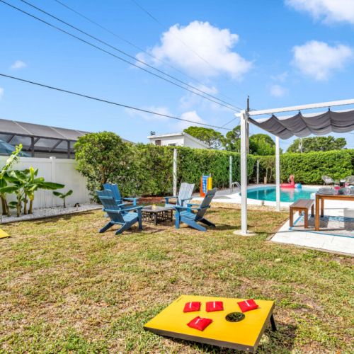 Room to relax, splash around, eat, play games.