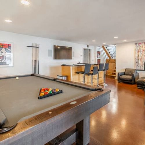 Olhausen 8' Pool Table.