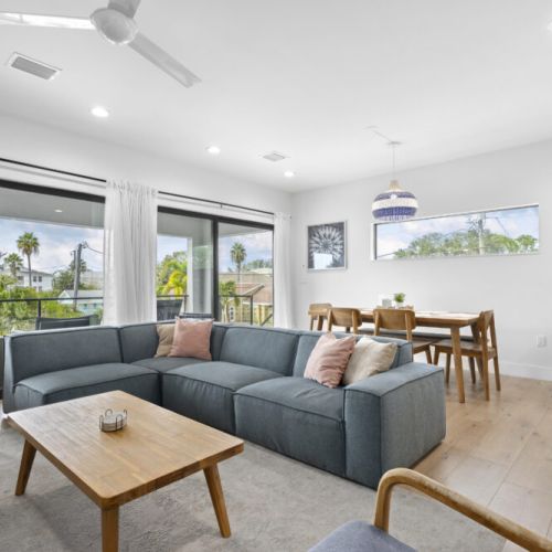 An open, airy space perfect for relaxing or entertaining in style.