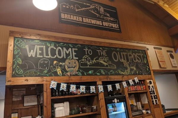 Breaker Brewing Outpost