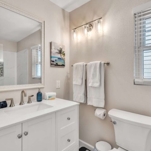 Ensuite bathroom.
