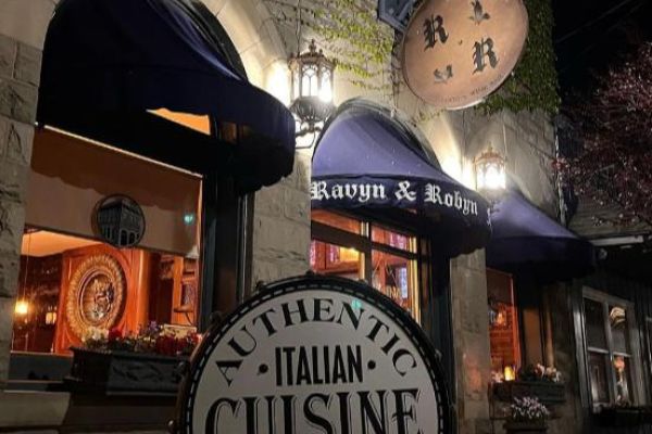 Ravyn & Robyn Food & Wine