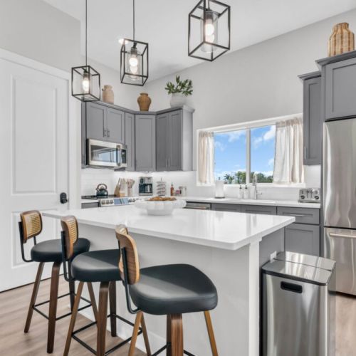 Prep meals, mix cocktails, and enjoy vacation living.