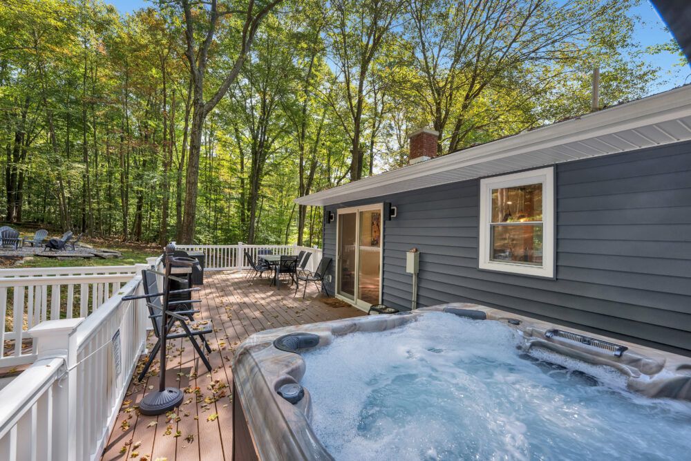Hot tub and views.