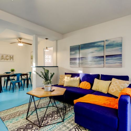 Cozy living room. Spacious area to relax.