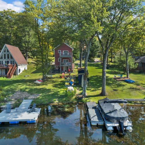 Lakefront Lodge, Private Dock.