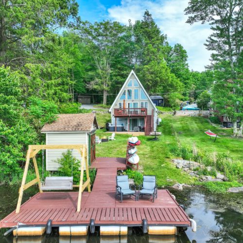 Enjoy the greenery, cast a rod, kayak and explore!