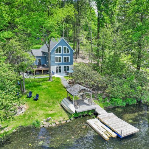 Your private lakeside retreat, surrounded by nature.