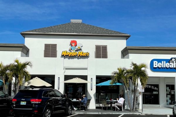 Maggie Mae’s on the Bluffs